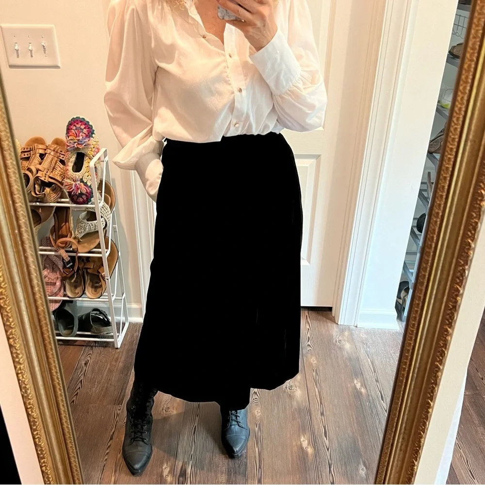 Vintage classic black